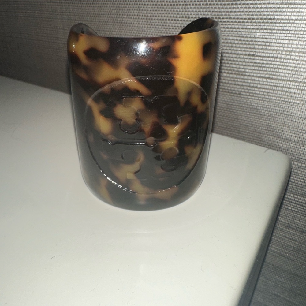 Tory Burch faux Tortoise Shell Bracelet